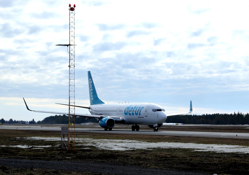 TC-TJJ Oulu Airport 20160403 02