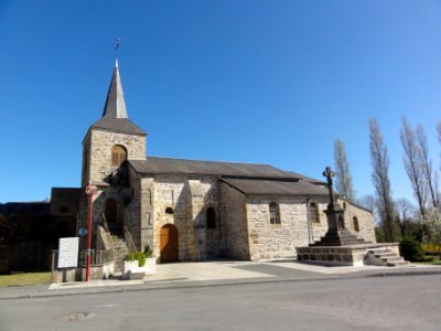 Teilhet (Puy-de-Dôme) église (01)