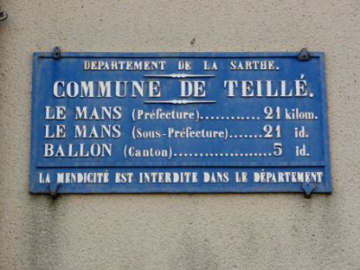 Teillé (Sarthe) plaque de cocher identifiant communal