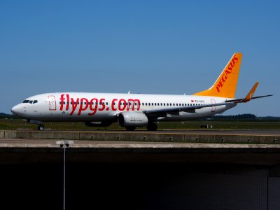 TC-CPC Pegasus Boeing 737-82R(WL) - cn 40878 taxiing 21july2013 pic-004