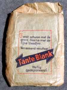 Tante blank schuurblaadjes pic2