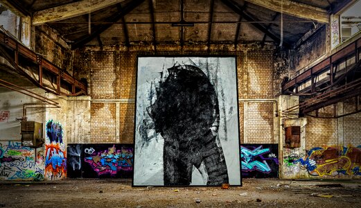 Ruin lost place painting