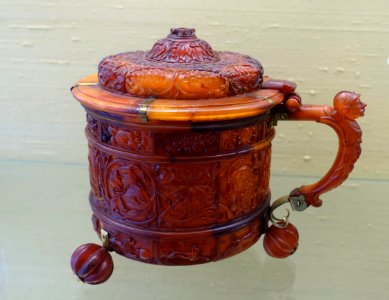 Tankard, Northern Germany, c. 1660, amber, silver, gilt - Germanisches Nationalmuseum - Nuremberg, Germany - DSC02675