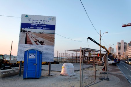 Tel-aviv-promenade-march-2016-reconstruction