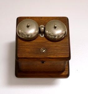 Telephone extension bell - Telephone Museum - Waltham, Massachusetts - DSC08128