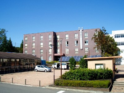 Teikyo-Univ-Utsunomiya-AdminBldg2-20121008