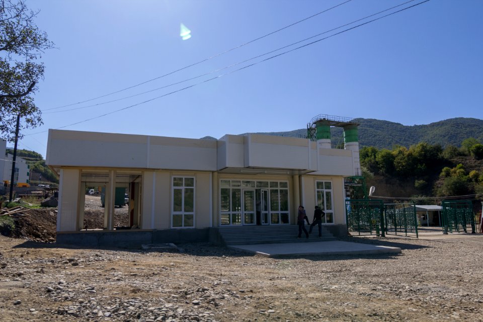 Teghut Mine - security building at main entrance