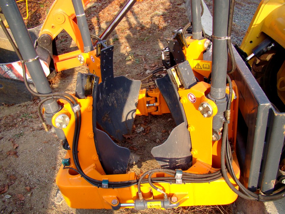 Teghut Mine - tree cutting machinery