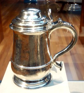 Tankard by Paul Revere II (1735-1818), c. 1760-1770, silver - De Young Museum - DSC01248