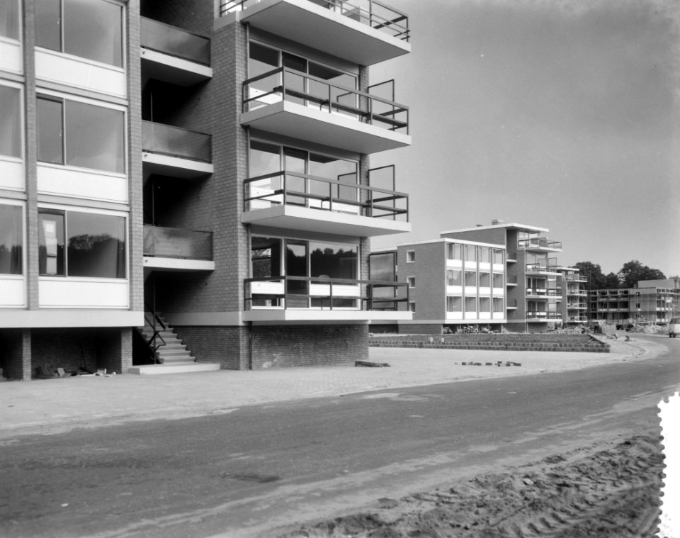 Technische Hogeschool Twente , exterieurs, Bestanddeelnr 916-7806