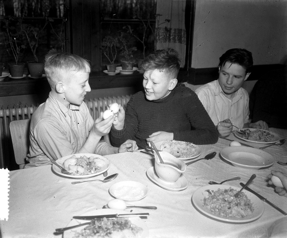 Tehuizen, vakanties, kerstfeesten, Briegleb Gustav, Bestanddeelnr 904-9931