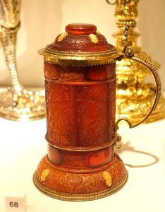 Tankard made for Elector Georg Wilhelm of Brandenburg, by Georg Schreiber and Andreas Meyer, Konigsberg, Germany, 1628, amber and silver gilt - Nordiska museet - Stockholm, Sweden - DSC09780
