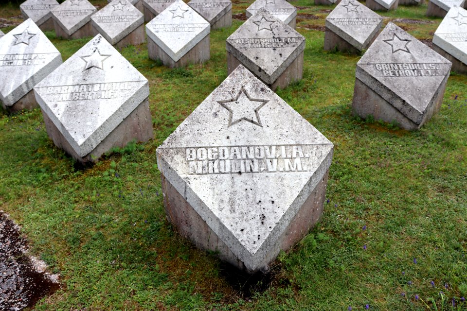 Tehumardi memorial nimed