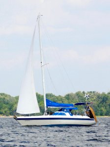 Tanzer 10.5 sailboat Harmonia 2005