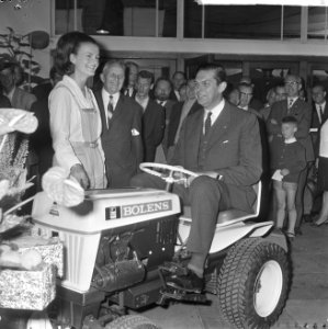 Technische Tuinbouwbeurs door minister Biesheuvel in Houtrusthallen geopend, Bestanddeelnr 917-9618