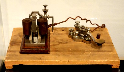 Telegraph key and sounder, Western Electric Manufacturing Co, Chicago, c. 1876 - Wisconsin Historical Museum - DSC02817