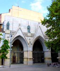 Tarrasa - Catedral, exterior 01