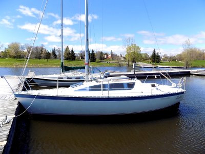 Tanzer 25 sailboat éahi 0402