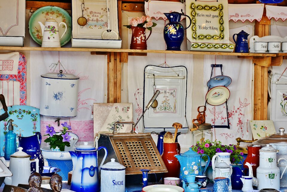 Flea market used antiques