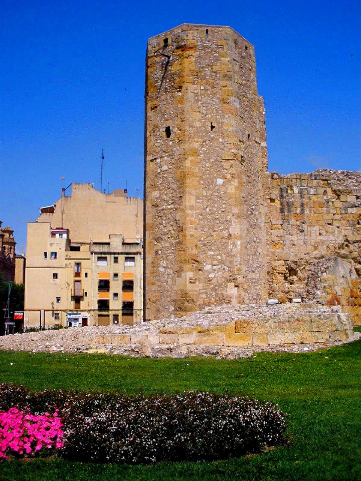Tarragona - Circo romano, Torre de les Monges 1
