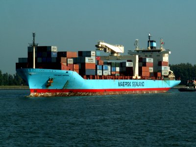 Tasinge Maersk port Port of Antwerp 11-Oct-2005
