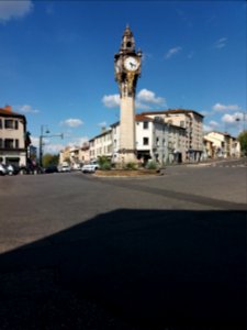 Tassin-la-Demi-Lune - Place Pierre Vauboin - Horloge Charvet (2)