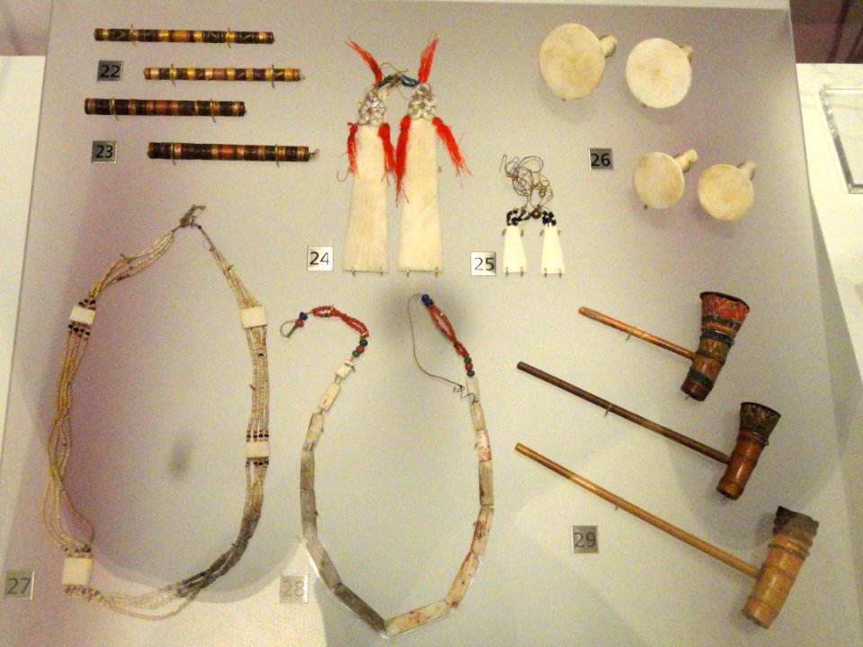 Tayal objects, Taiwan, late 19th century - Royal Ontario Museum - DSC09580
