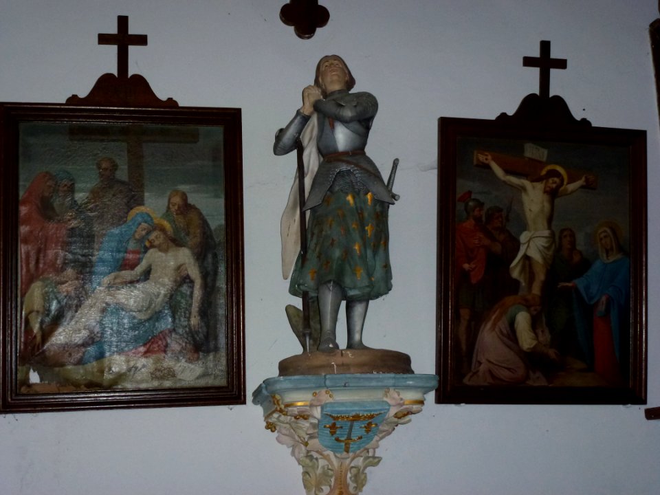 Tarzy (Ardennes) église, statue 08