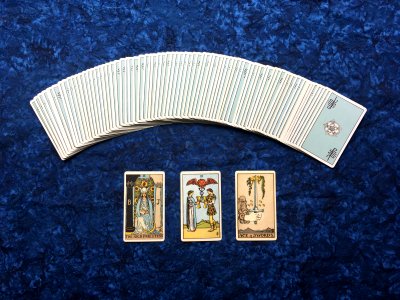 Tarot cards - 3 card spread