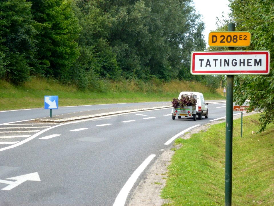 Tatinghem (Pas-de-Calais, Fr) city limit sign