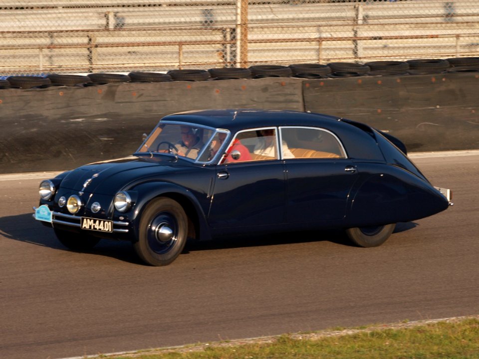 Tatra 77A dutch licence registration AM-44-01 pic01
