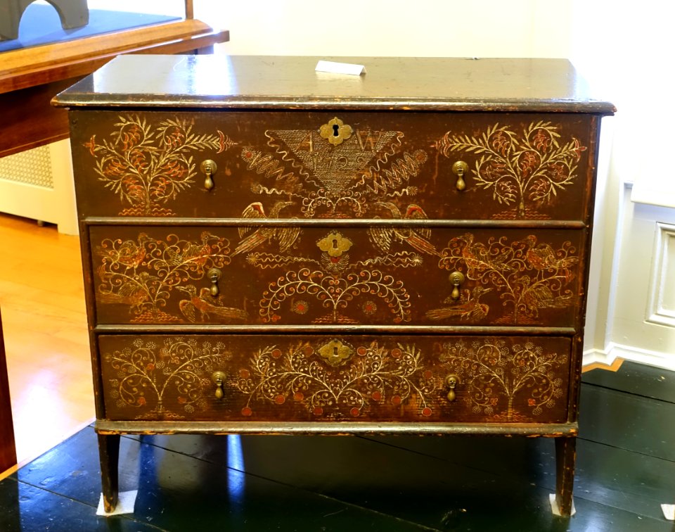 Taunton Chest by Robert Crosman, 1729, white pine - Old Colony History Museum - Taunton, Massachusetts - DSC03813
