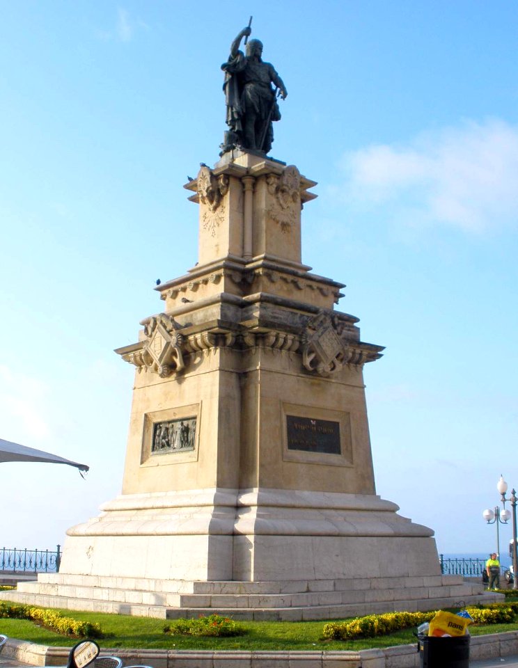 Tarragona - Monumento a Roger de Lauria 1