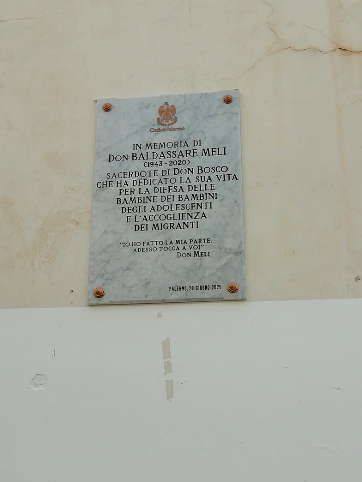 Targa a don Baldassare Meli