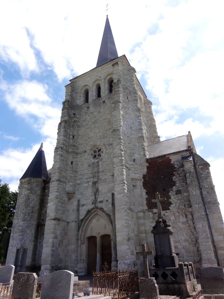 Tavaux-et-Pontséricourt (Aisne) église Notre-Dame de Tavaux (09)