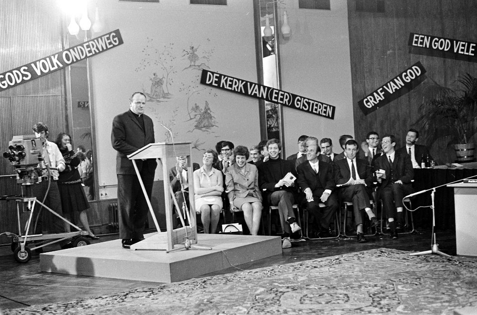 Teach-in Geloven zonder Kerk . Overzicht van forum, Bestanddeelnr 920-7667