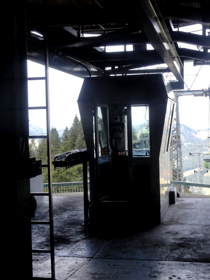 Taubensteinbahn — Bergstation, Kontroll- und Steuerpult