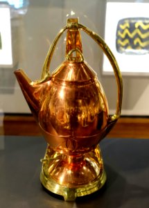 Tea kettle and stand, Albin Mueller, made by Eduard Hueck Metallwarenfabrik, Luedenscheid, Germany, c. 1903, copper, brass - Montreal Museum of Fine Arts - Montreal, Canada - DSC09281