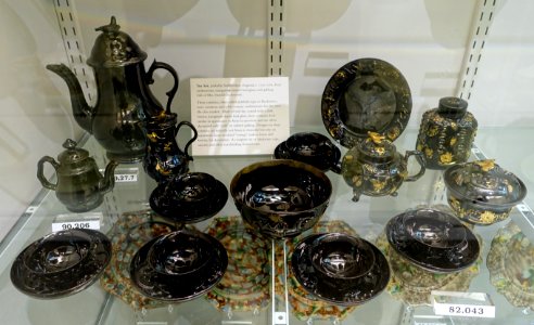 Tea set, England, probably Staffordshire, 1750-1765, blackware, gilding, HD 82.043 - Flynt Center of Early New England Life - Deerfield, Massachusetts - DSC04424