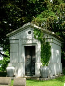 Taylor-Langfitt Mausoleum, Highwood Cemetery, 2015-05-18, 01