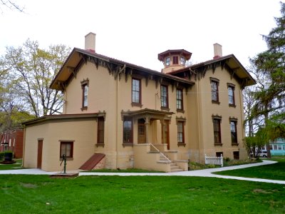 Tanner House Aurora