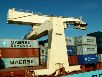 Tasinge Mearsk crane Port of Antwerp 10-Oct-2005