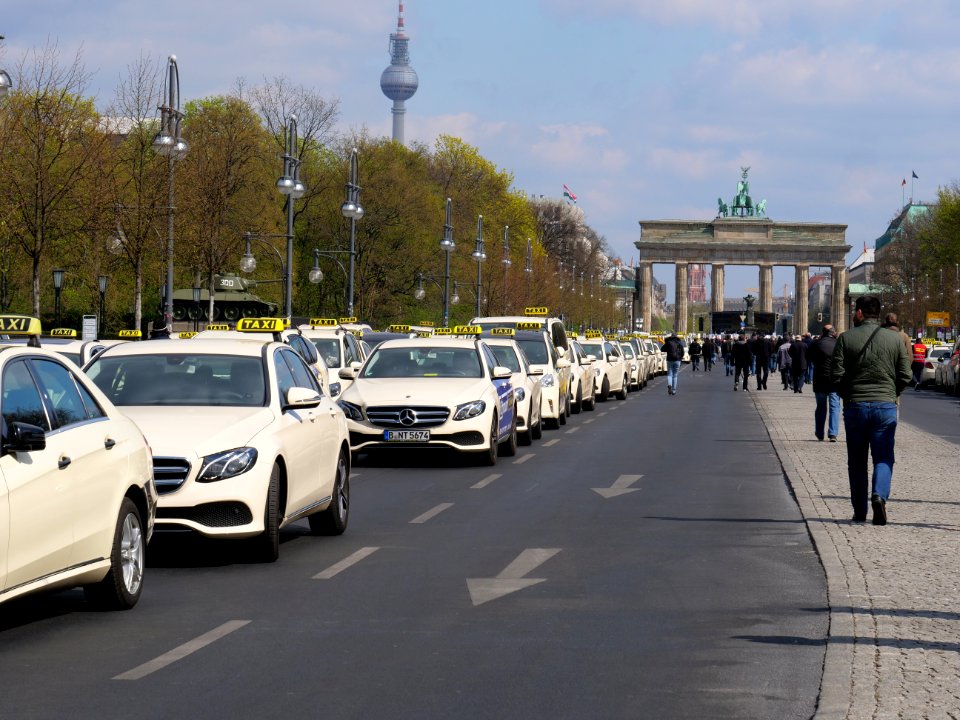 Taxi protest in Berlin 10-04-2019 11