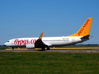 TC-AAR Pegasus Boeing 737-86N(WL) - cn 28624 taxiing 21July 2013 pic-006