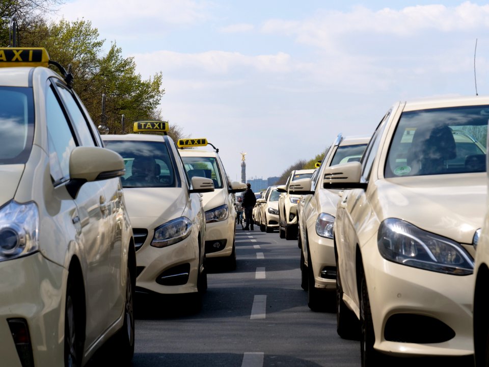 Taxi protest in Berlin 10-04-2019 25