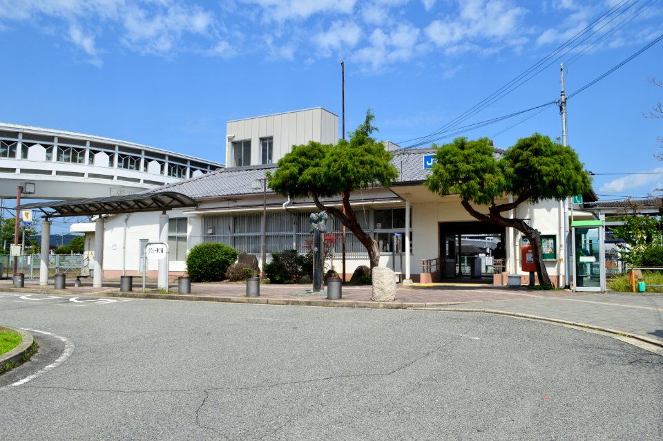 Tatsuno Station (Hyogo), ekisha