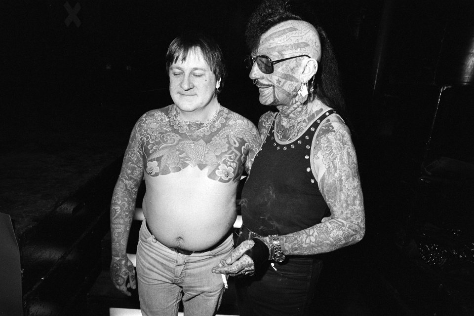 Tattoo Convention bijeenkomst getatoeeerden in Paradiso Amsterdam div. getato, Bestanddeelnr 932-8873