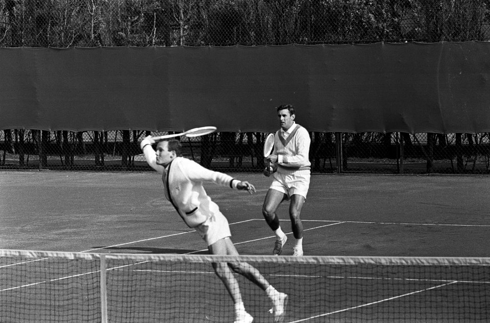 Tennis, Davis Cupploegen Nederland en Rhodesie in tennispark Klein Zwitserland t, Bestanddeelnr 917-6843