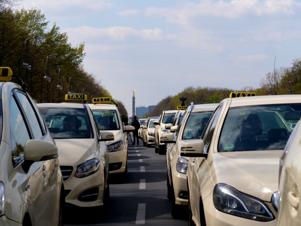 Taxi protest in Berlin 10-04-2019 26