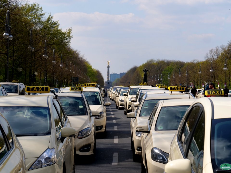 Taxi protest in Berlin 10-04-2019 23